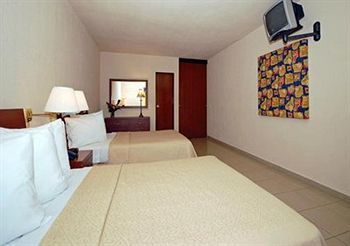 Quality Inn El Tuque Ponce Kültér fotó